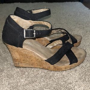 Women’s Toms Wedge Sandals Size 8